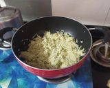 A picture of step 3 of Lauki ka Halwa.