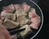 Foto del paso 3 de la receta Secreto de cerdo a la cerveza negra con frutos rojos