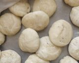 A picture of step 4 of Khao Kachori manao holi.