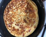 Foto del paso 3 de la receta Tortilla de jamón con cebolla y pimientos rojo