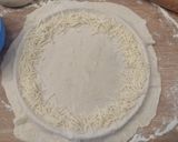 Pas rețetă Pizza cu margini umplute cu cașcaval 5 fotografie