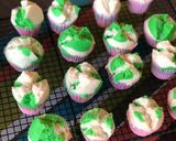 Foto langkah ke 6 dari resep Bolu Kukus sprite.