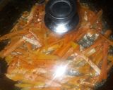 A picture of step 4 of Wok-Style Stir-Fried Noodles.
