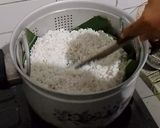 Foto langkah ke 1 dari resep Ketan Serundeng Kelapa.