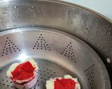 Foto langkah ke 5 dari resep Bolu Kukus Merah Putih.