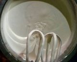 Foto langkah ke 2 dari resep Bolu Tiramisu Kukus.