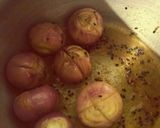A picture of step 2 of Small onion currey.