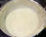 A picture of step 2 of Methi Matar Malai.