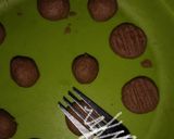 Foto langkah ke 3 dari resep Choco cookies teflon 4 bahan simple.
