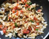 A picture of step 1 of Tomato Radish curry (Mooli ki sabji).