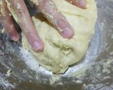 Foto langkah ke 4 dari resep Cinnamon Rolls.