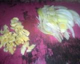 Foto langkah ke 3 dari resep Kwe Tiau Goreng Spesial.