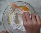 Foto langkah ke 2 dari resep Donat Bombolini.
