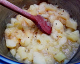 Zöldfüszeres burgonyakrémleves recept fázis 3 fotója