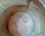 A picture of step 3 of Thandai pista Lassi.