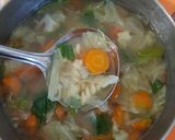 Foto langkah ke 4 dari resep Sup macaroni.