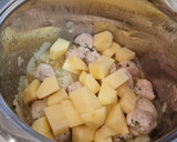 Foto del paso 4 de la receta: Dados de pollo con papas