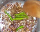 A picture of step 2 of Mandi rice.