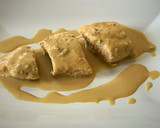 Foto del paso 7 de la receta: Pavo con cremoso de Torta del Casar