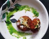 A picture of step 4 of Aloo ki tikki.