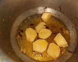 A picture of step 4 of Chicken Degi biryani.
