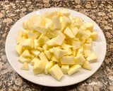 Foto del paso 2 de la receta: Pastel rústico al Limoncello con manzana caramelizada