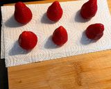 A picture of step 1 of Strawberry Mochi (いちご大福).