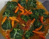Foto langkah ke 4 dari resep Buntil Daun Singkong.