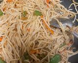 A picture of step 6 of Spicy Schezwan Hakka Noodles.