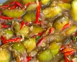 Foto langkah ke 4 dari resep Terong Tumis Cabe Iris.