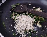 मशरुम ओट्स सूप (Mushroom oats soup recipe in hindi) रेसिपी चरण 3 फोटो