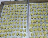 Foto langkah ke 3 dari resep Soes Kering Keju.