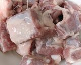 Hình bước làm 1 của món Sườn non rim chua cay 🌶🌶