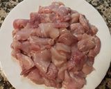 Foto del paso 1 de la receta: Contramuslos de pollo con pimientos rojos y verdes