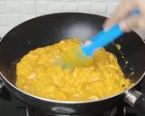 A picture of step 4 of Chicken shawarma pockets.