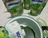 Foto langkah ke 3 dari resep Matcha Silky Pudding.