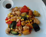 Foto del paso 5 de la receta: Pollo con verduras y maíz