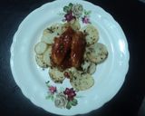 Foto del paso 3 de la receta: Alitas adobadas con cama de papas al orégano horneadas a la mexicana