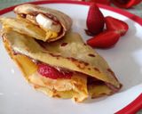 Foto langkah ke 3 dari resep Crepes Banana Berry.