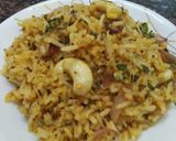 A picture of step 5 of Onion fried Rice.