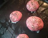 A picture of step 6 of Beetroot buns.