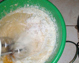 Foto langkah ke 1 dari resep Bolu kukus mekar sprite anti gagal.
