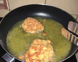 Foto langkah ke 4 dari resep Ayam geprek pedas & non-pedas.