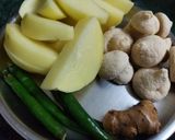 আলু বড়ি দিয়ে মাছের ঝোল.(alu bori diye macher jhol recipe in Bengali) রেসিপির ধাপ 2 ছবি