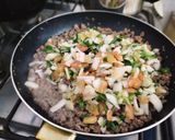 Foto del paso 2 de la receta: Lasaña de carne hecha con Cebollín