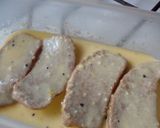 Foto del paso 2 de la receta: Tostada francesa saladas sabor queso (Pan duro)