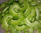 Foto langkah ke 1 dari resep Pare Kuah Santan.