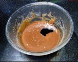 A picture of step 4 of Bournvita Biscuit Cake.