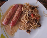 Foto del paso 3 de la receta: Longanizas en salsa