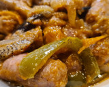 Foto del paso 5 de la receta: Guiso de salchichas con berenjena y pimientos